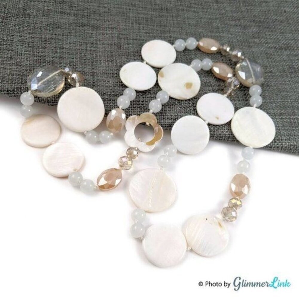 Mother of Pearl Discs Knotted Beads Necklace